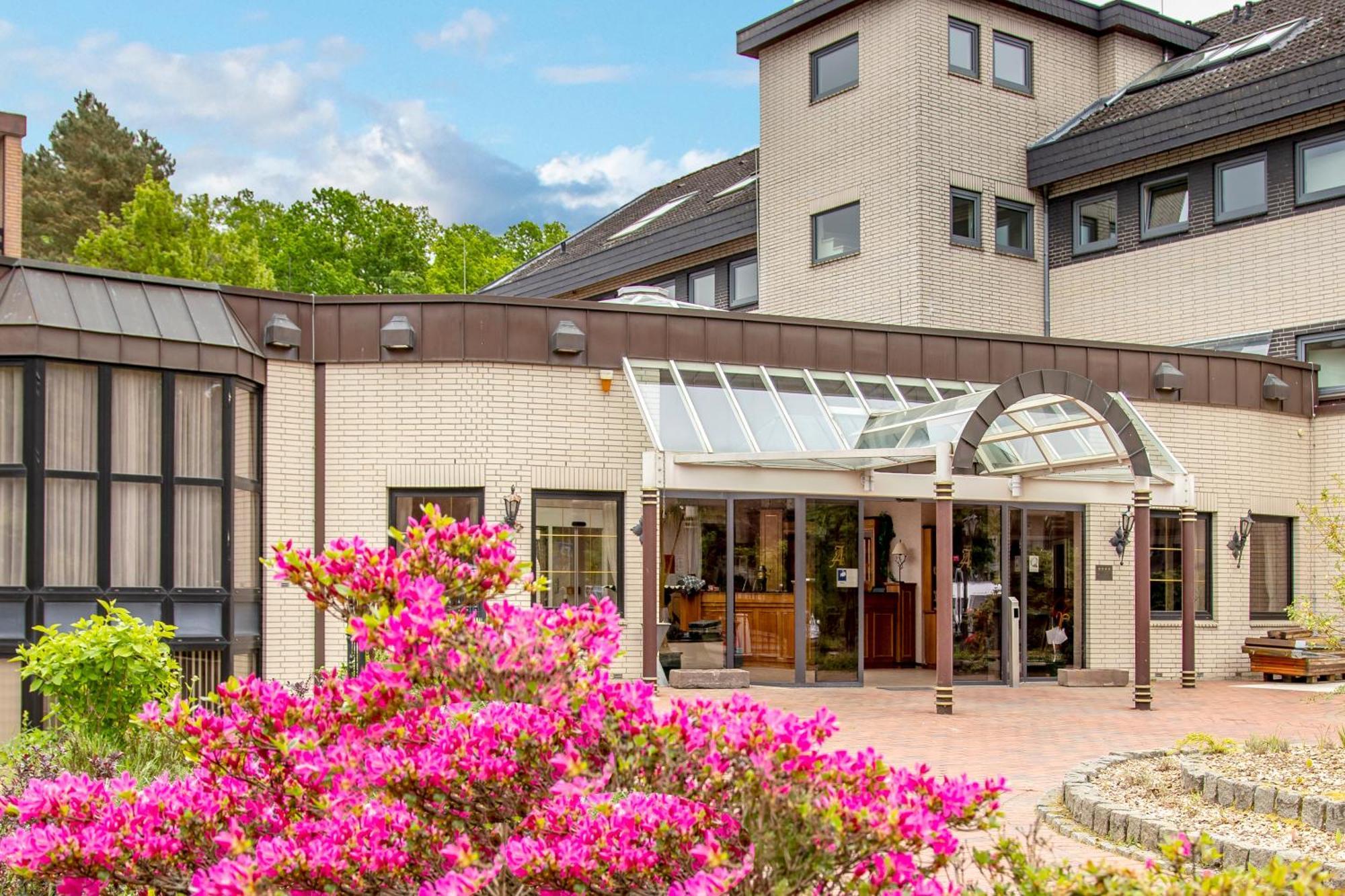 Golf- Und Wellnesshotel Amtsheide Bad Bevensen Exterior photo